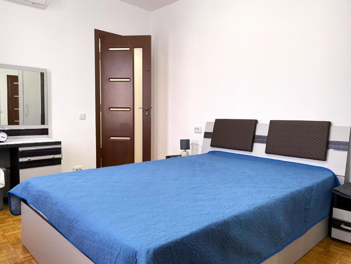 Royal Palace - City Center Accommodation Bucureşti Exterior foto